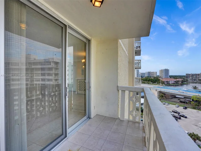 1817 S Ocean Dr # 928, Hallandale Beach FL 33009