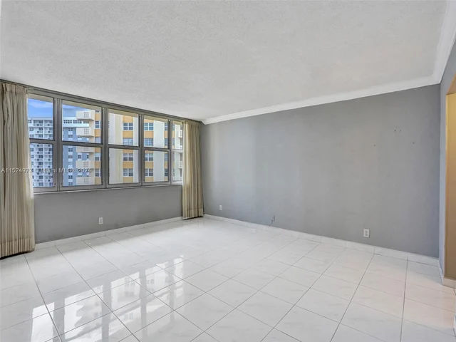 1817 S Ocean Dr # 928, Hallandale Beach FL 33009