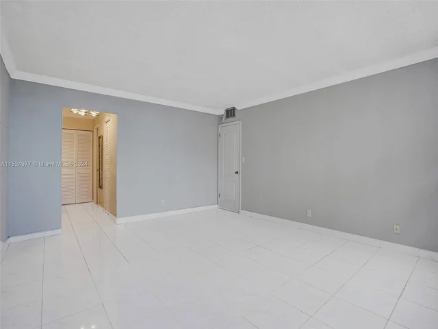 1817 S Ocean Dr # 928, Hallandale Beach FL 33009