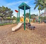 5208 Falcon Trl, Davie FL 33314