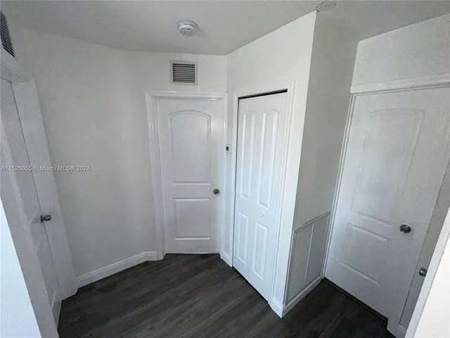 3430 N 72nd Ave, Hollywood FL 33024