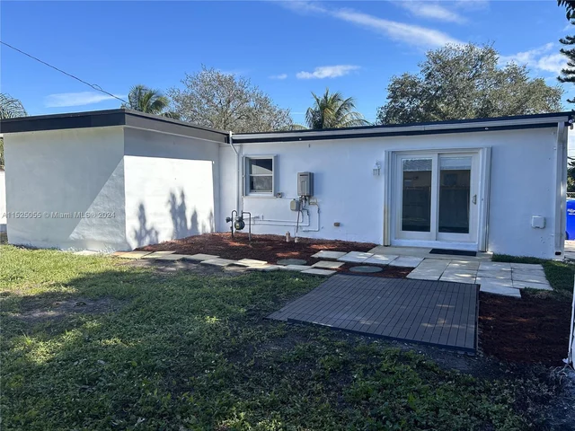 3430 N 72nd Ave, Hollywood FL 33024