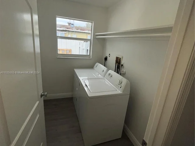 3430 N 72nd Ave, Hollywood FL 33024