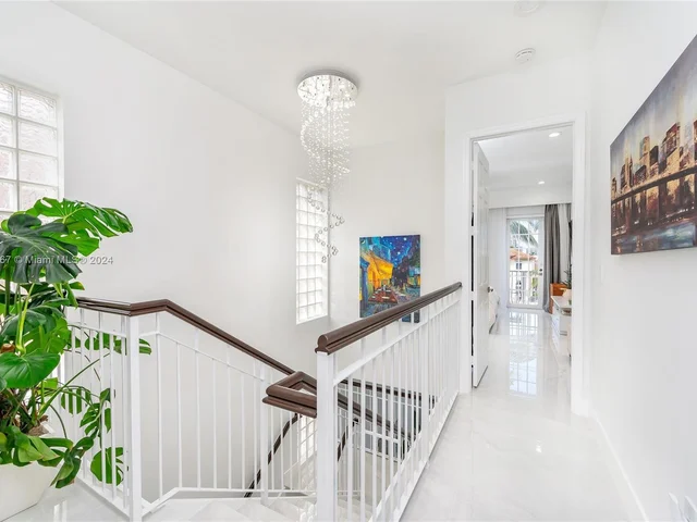 3909 NE 170th St # 3909, North Miami Beach FL 33160