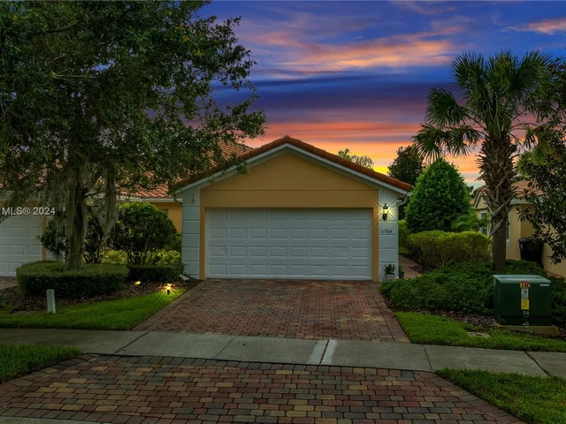 11964 Inagua DR, Orlando FL 32827