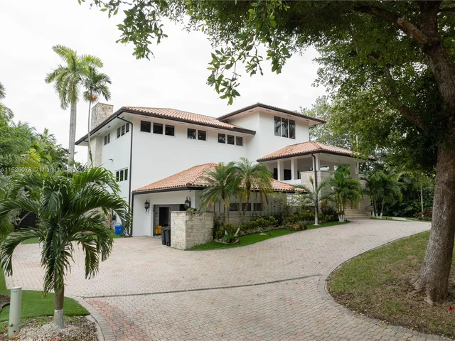 7125 Los Pinos Blvd, Coral Gables FL 33143