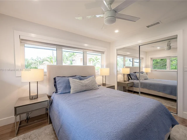 7125 Los Pinos Blvd, Coral Gables FL 33143