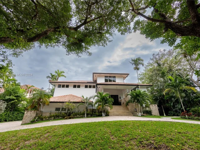 7125 Los Pinos Blvd, Coral Gables FL 33143