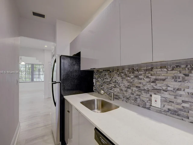 727 Jefferson Ave # 5, Miami Beach FL 33139