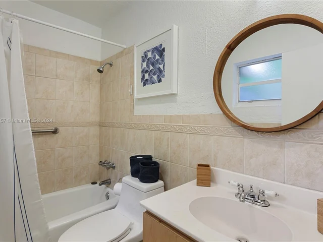 3057 Day Ave # 2, Miami FL 33133