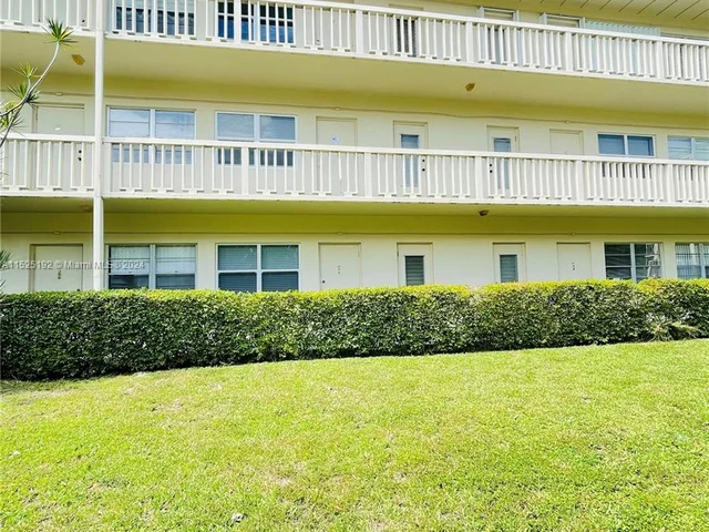 1420 Atlantic Shores Blvd # 130, Hallandale Beach FL 33009