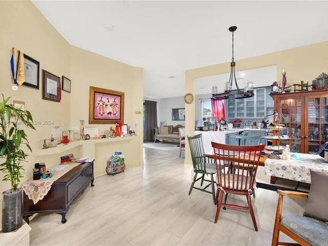 14051 SW 152nd Ter, Miami FL 33177