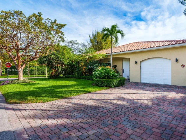 480 NE 51st St, Miami FL 33137