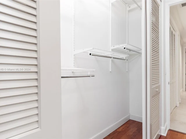 480 NE 51st St, Miami FL 33137