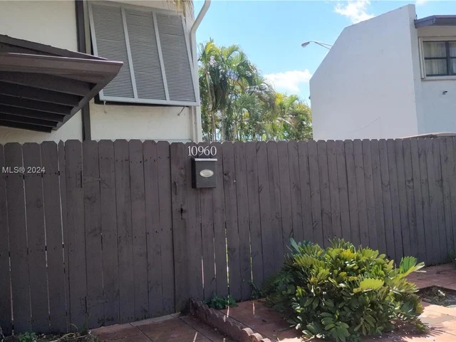 10960 SW 71st Ln # 1096, Miami FL 33173