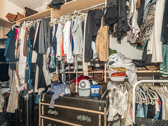 140 Meridian Ave # 324, Miami Beach FL 33139