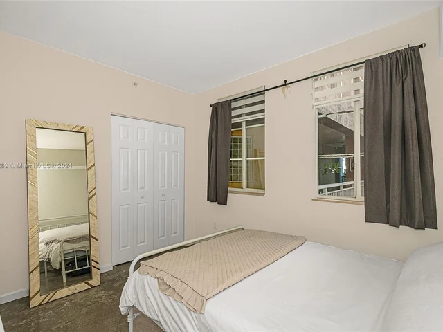 140 Meridian Ave # 324, Miami Beach FL 33139