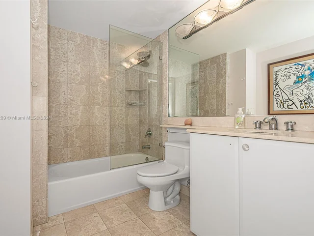 140 Meridian Ave # 324, Miami Beach FL 33139