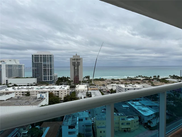 6770 Indian Creek Dr # R, Miami Beach FL 33141