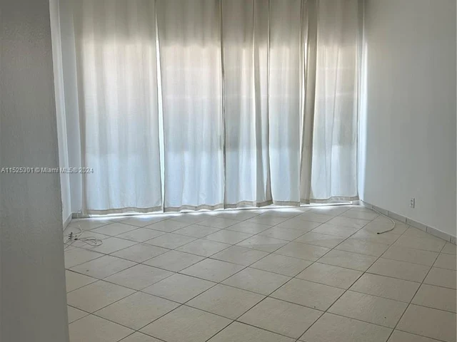 6770 Indian Creek Dr # R, Miami Beach FL 33141