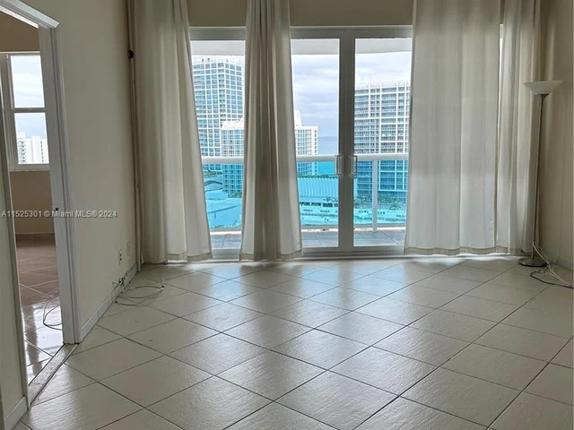 6770 Indian Creek Dr # R, Miami Beach FL 33141