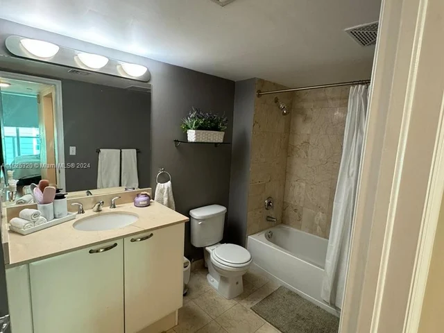 2101 Brickell Ave # 1008, Miami FL 33129