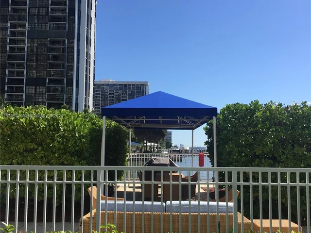 2101 Brickell Ave # 1008, Miami FL 33129