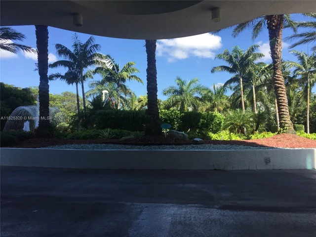 2101 Brickell Ave # 1008, Miami FL 33129