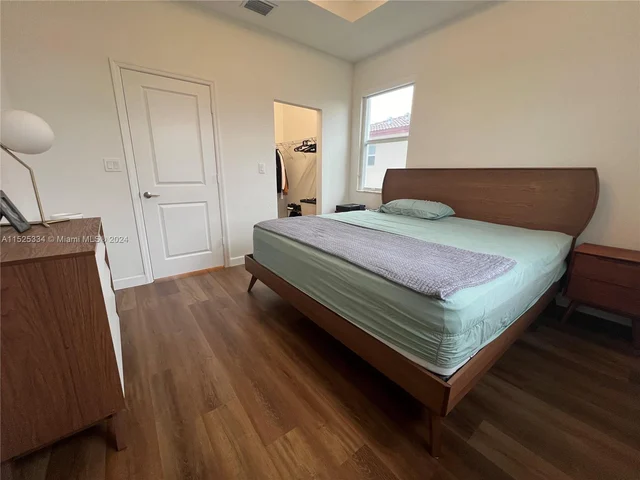 2335 NW 122nd Ter, Miami FL 33167