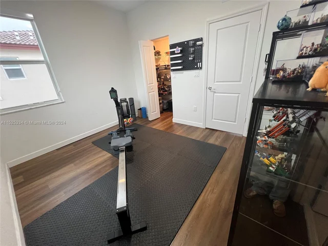 2335 NW 122nd Ter, Miami FL 33167