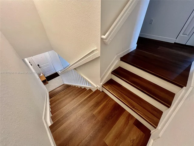 2335 NW 122nd Ter, Miami FL 33167