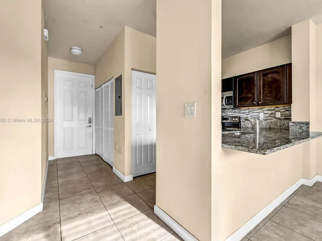 134 SE 28th Ter # 20, Homestead FL 33033