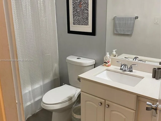 5151 Collins Ave # 726, Miami Beach FL 33140