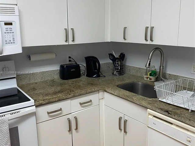 5151 Collins Ave # 726, Miami Beach FL 33140