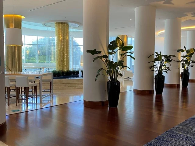 5151 Collins Ave # 726, Miami Beach FL 33140