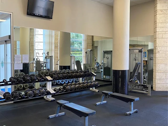 5151 Collins Ave # 726, Miami Beach FL 33140