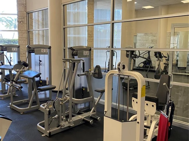 5151 Collins Ave # 726, Miami Beach FL 33140