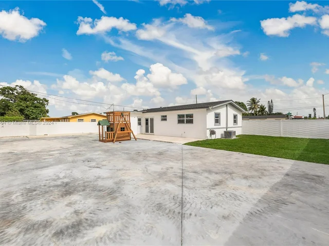 18740 NW 43rd Ave # 18740, Miami Gardens FL 33055