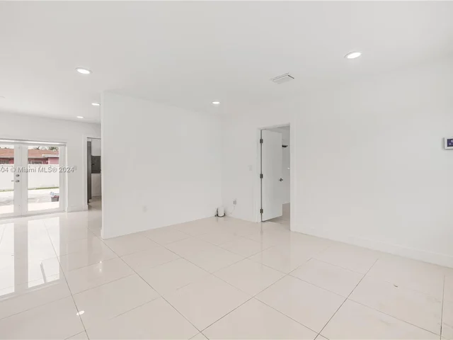 18740 NW 43rd Ave # 18740, Miami Gardens FL 33055