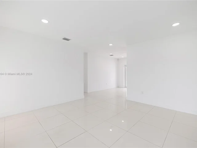 18740 NW 43rd Ave # 18740, Miami Gardens FL 33055