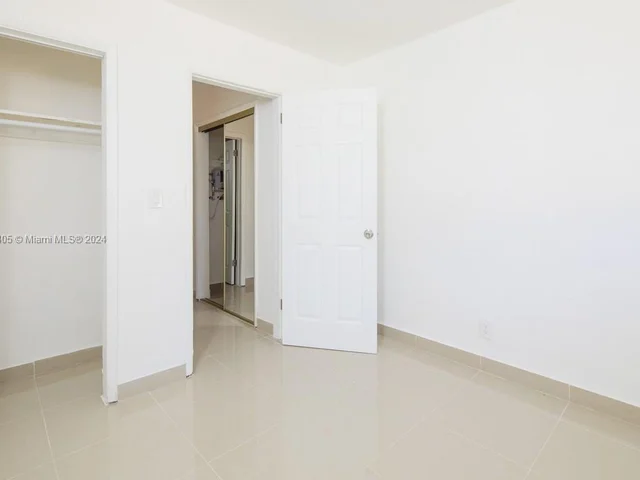 1044 Foster Rd # 2, Hallandale Beach FL 33009