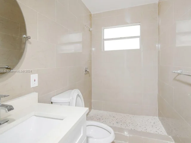 1044 Foster Rd # 2, Hallandale Beach FL 33009