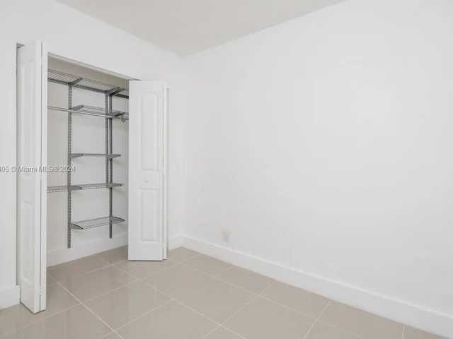 1044 Foster Rd # 2, Hallandale Beach FL 33009