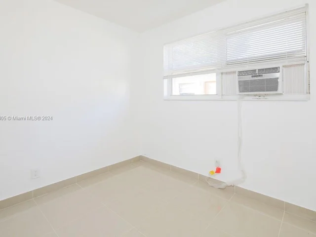 1044 Foster Rd # 2, Hallandale Beach FL 33009