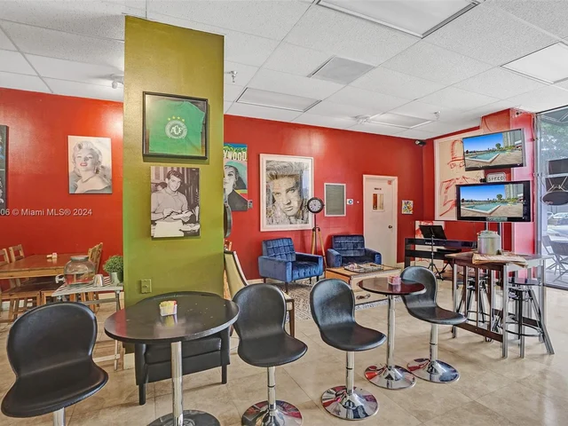 20281 E Country Club Dr # 2411, Aventura FL 33180