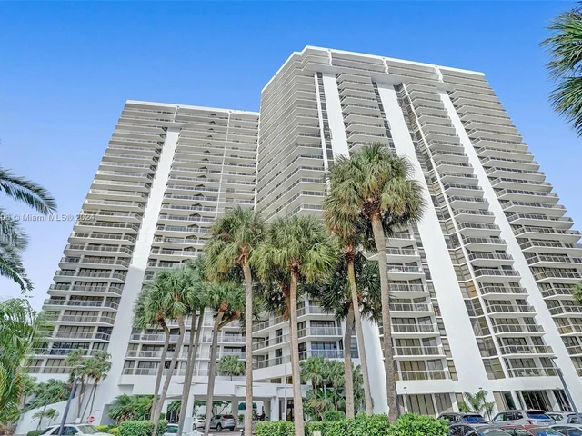 20281 E Country Club Dr # 2411, Aventura FL 33180