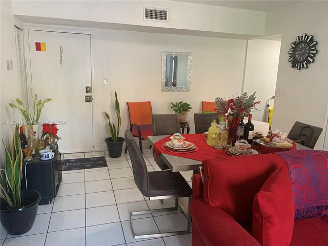 4715 NW 7th St # 2, Miami FL 33126
