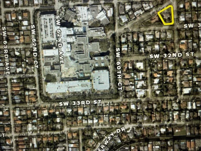 5900 Devonshire Blvd, Miami FL 33155