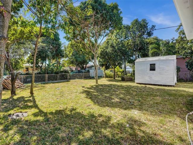 1260 NW 130th St, North Miami FL 33167