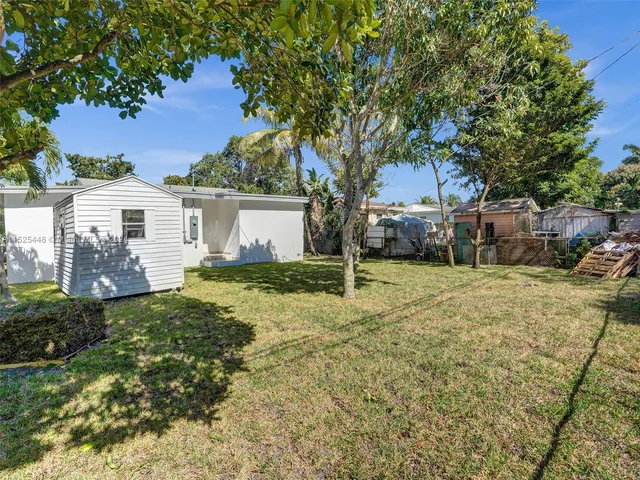 1260 NW 130th St, North Miami FL 33167